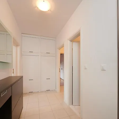 Tramontana With Sea View Apartman