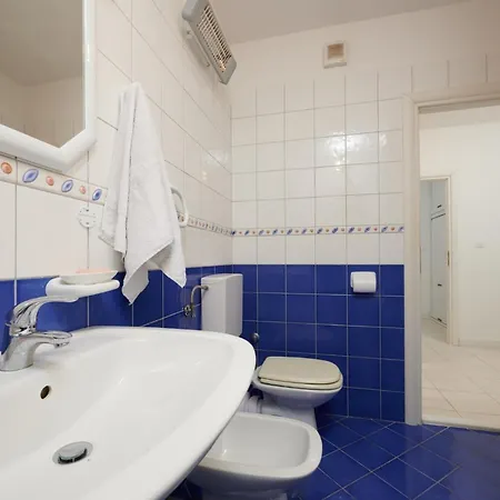 Apartman Tramontana With Sea View *