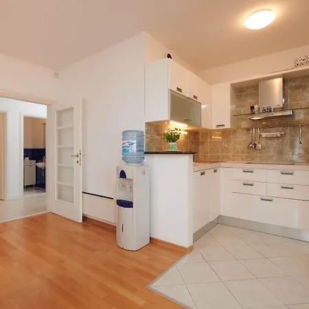 Tramontana With Sea View Apartman